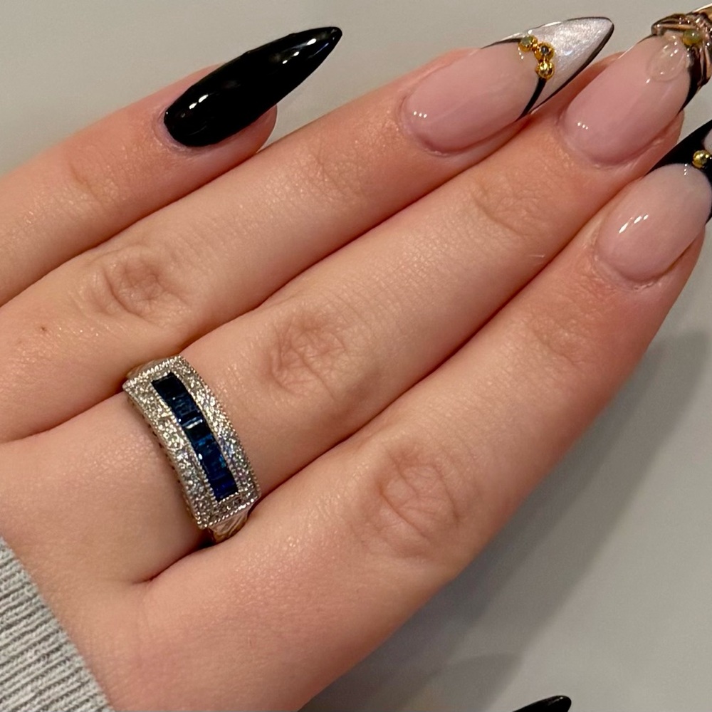 sapphire and diamond art deco style vintage ring